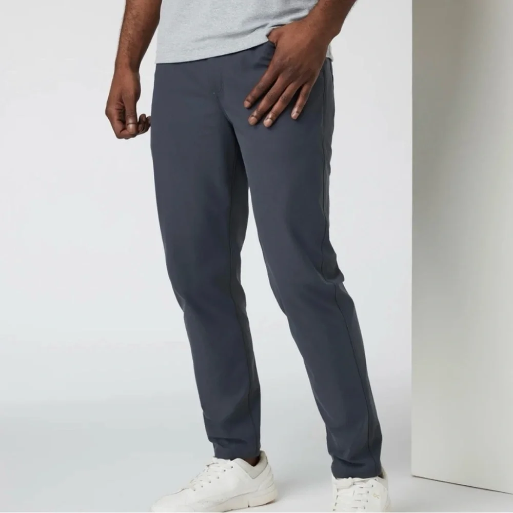 Vuori Men's 34 x30 Meta Pant Athletic performance Slim Fit V430-S Charcoal Grey - Picture 1 of 16